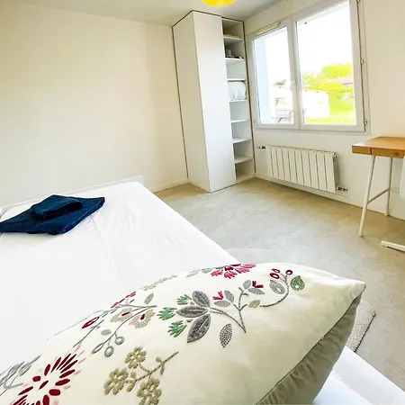 D'hotes A Проживание в семье Биарриц