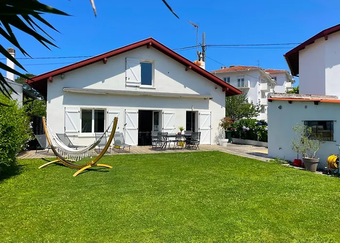 D'hotes A ビアリッツ