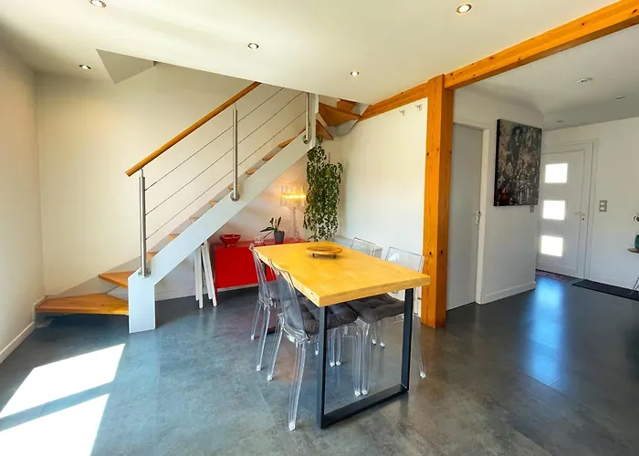 D'hotes A ホームステイ *