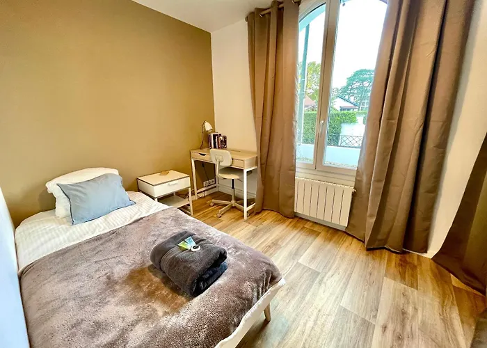 D'hotes A * ビアリッツ